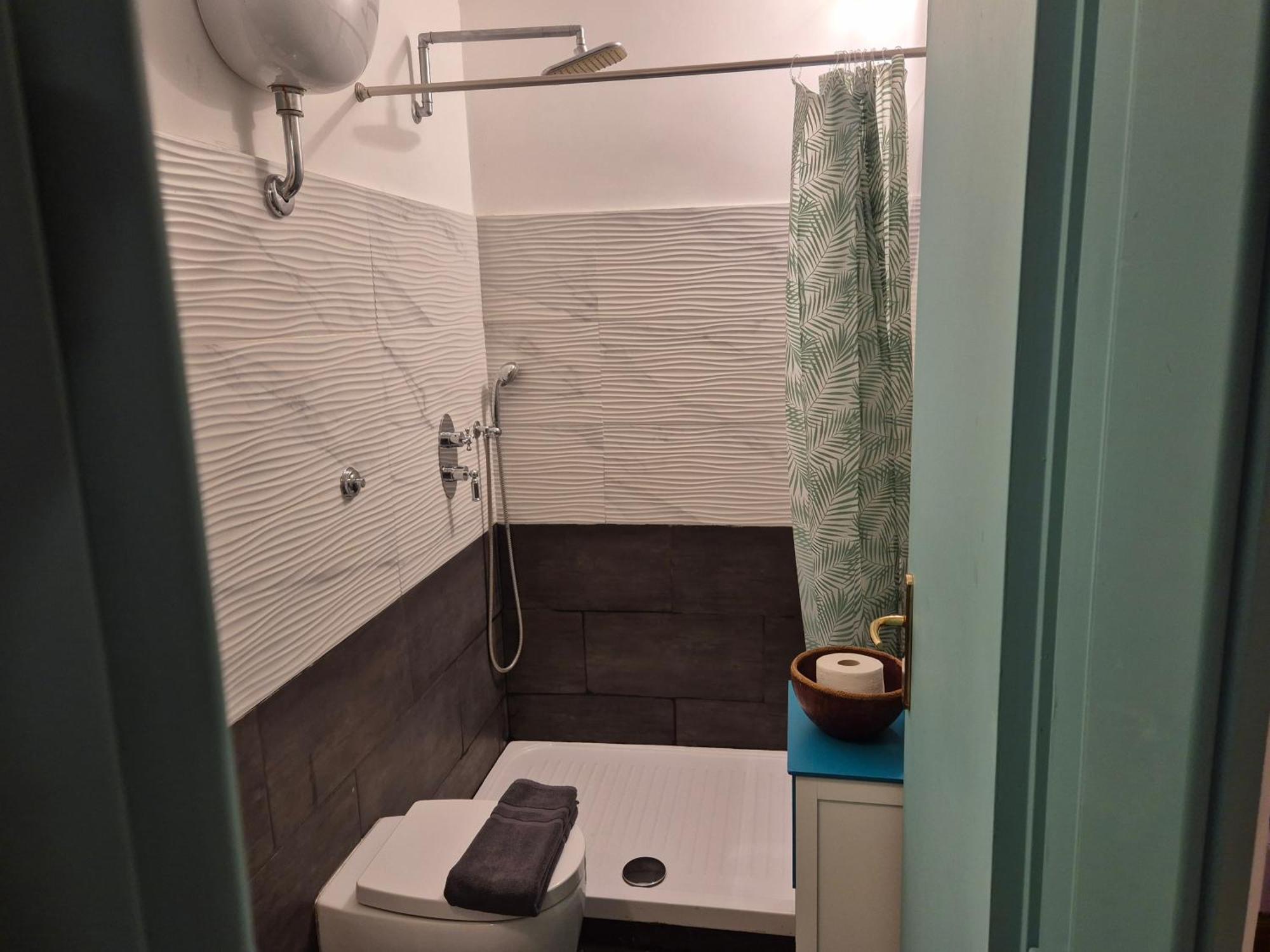 Mithra Hosting Otel Roma Dış mekan fotoğraf