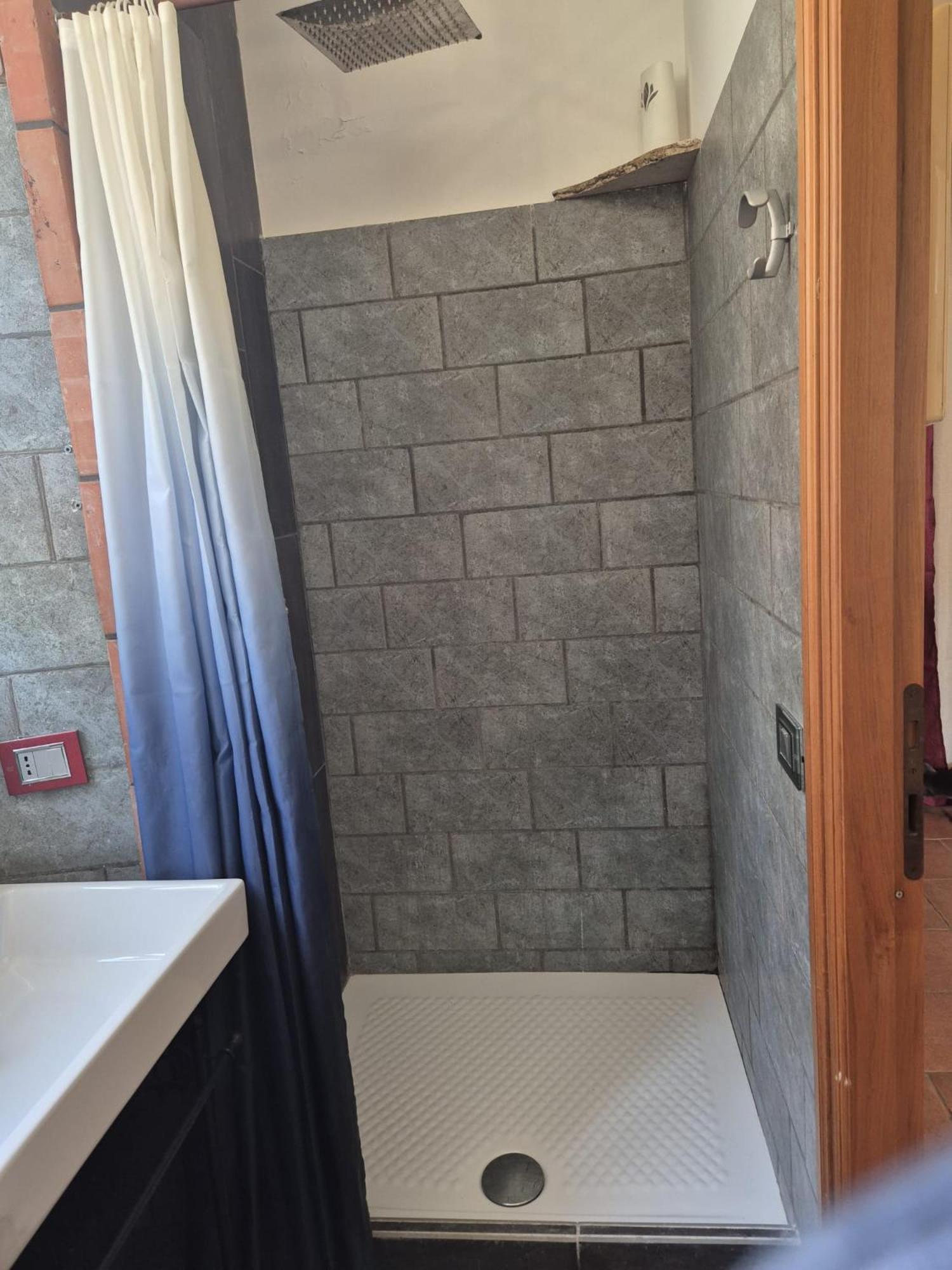 Mithra Hosting Otel Roma Dış mekan fotoğraf